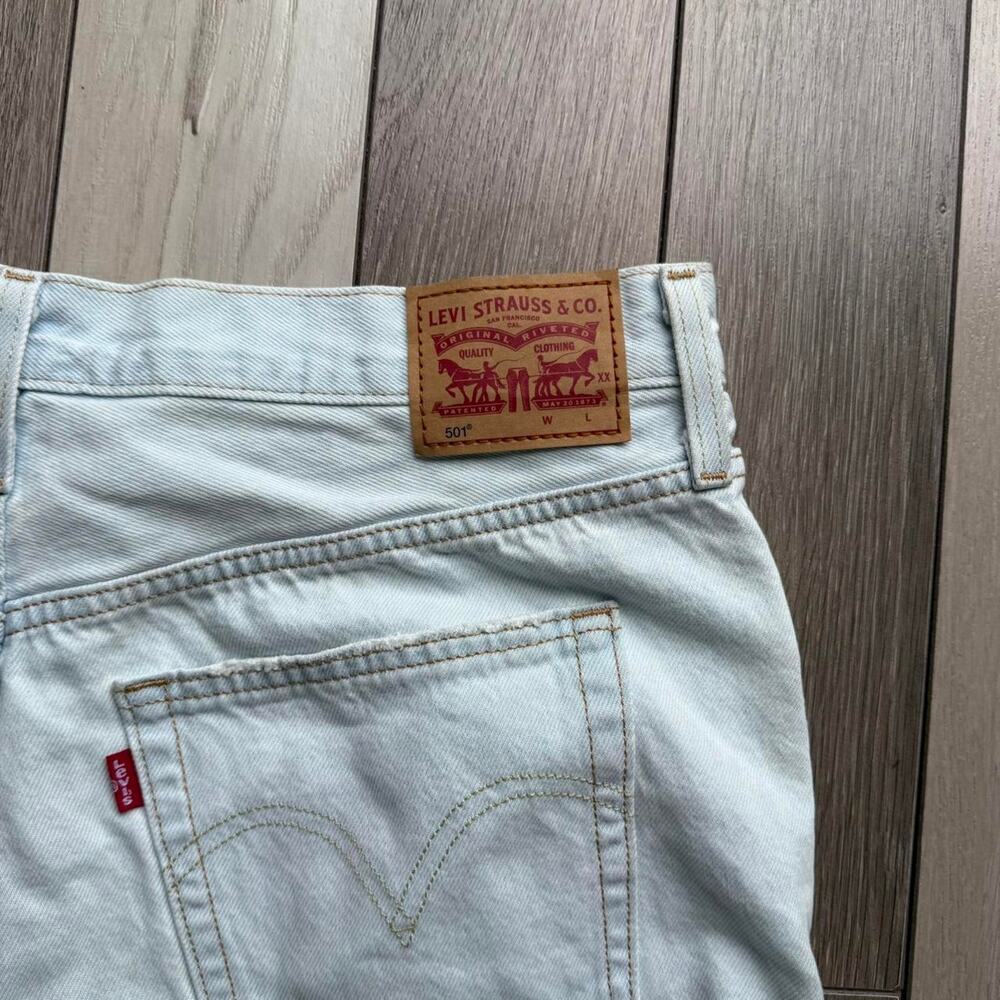Levis denim 501 shorts - Picture 3 of 5
